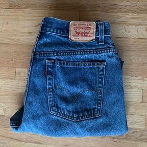 Mom Jean style Levi’s